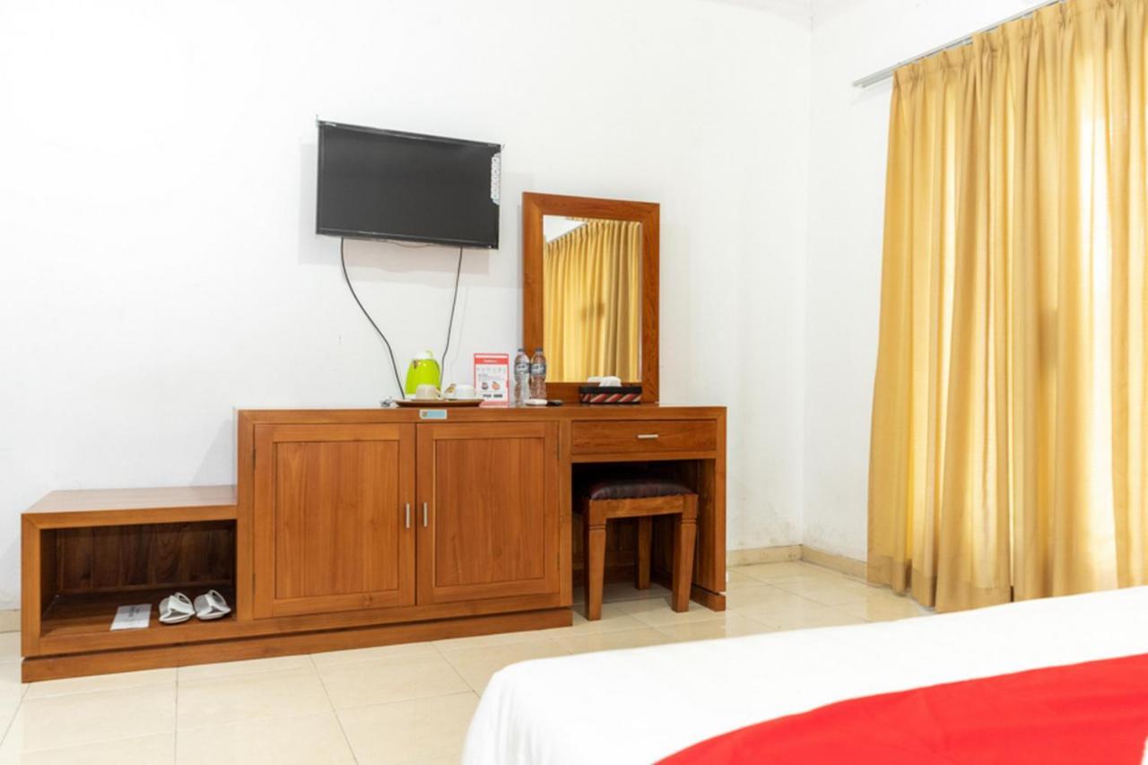 เรดดอร์ซ พลัส ชาเรียะฮ์ เนียร์ ชวา ซูเปอร์มอลล์ เซมารัง 2 Hotel เซอมารัง ภายนอก รูปภาพ